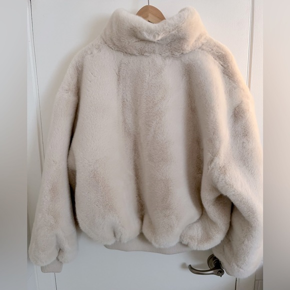 Zara Faux Fur Bomber Jacket - NWT - Picture 5 of 7